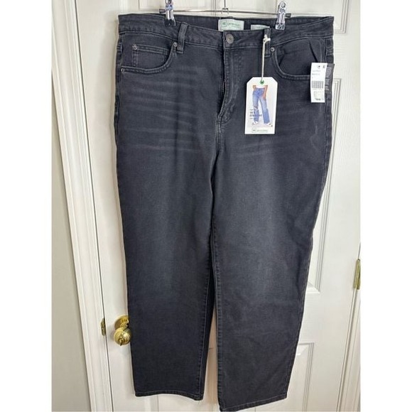Celebrity Pink Denim - Re Generation by Celebrity Pink Sz 14 NEW 90s Straight High Rise Macys‎
